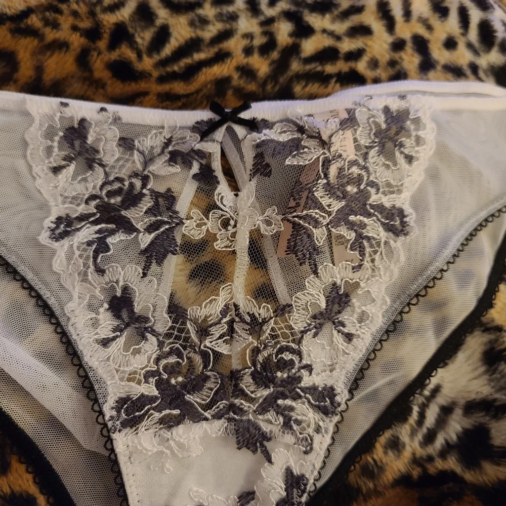 PINK Victoria Secret Panties - Picture 9 of 12